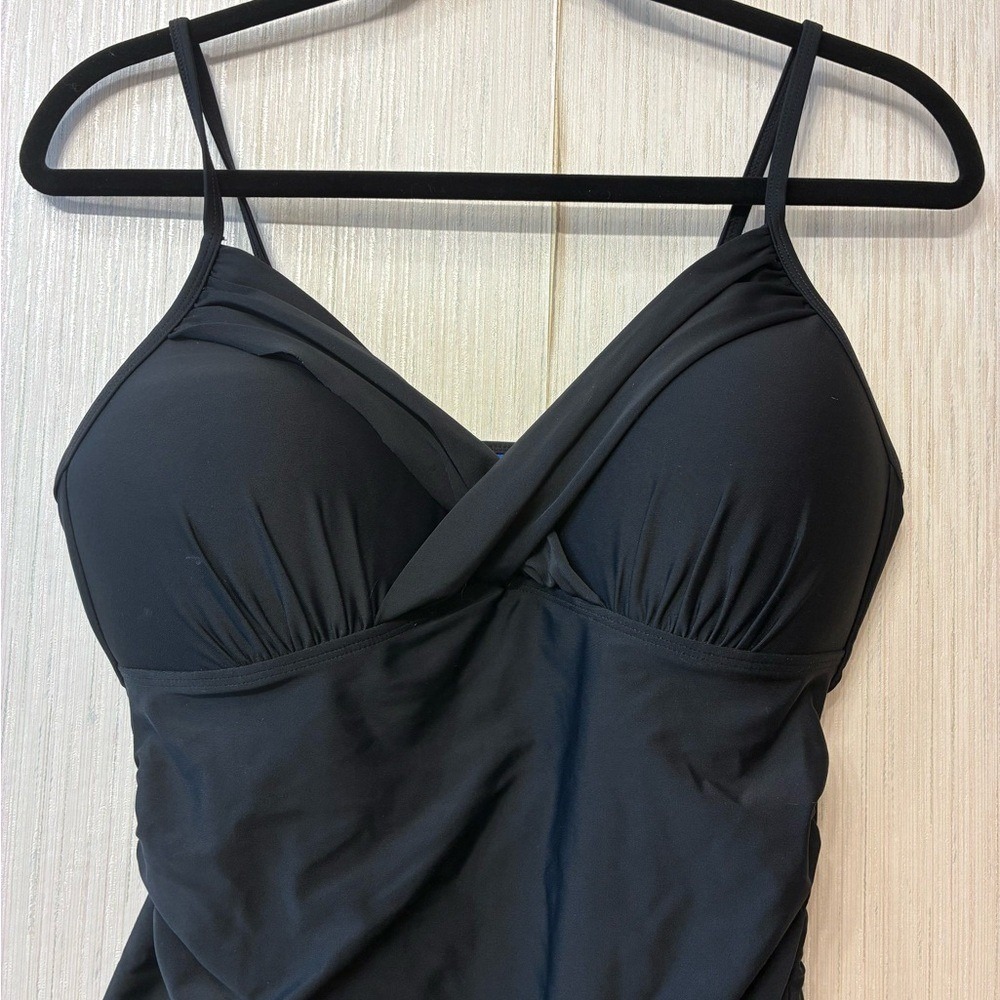 NWT Hilr Classic Black Tummy Control‎ SwimSuit Flattering Ruched V-Neck Size 14 - Picture 4 of 7